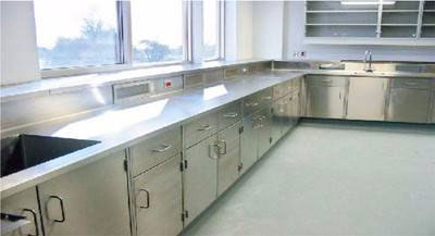 如何避免全鋼實(shí)驗(yàn)室工作臺(tái)潛伏的隱憂？